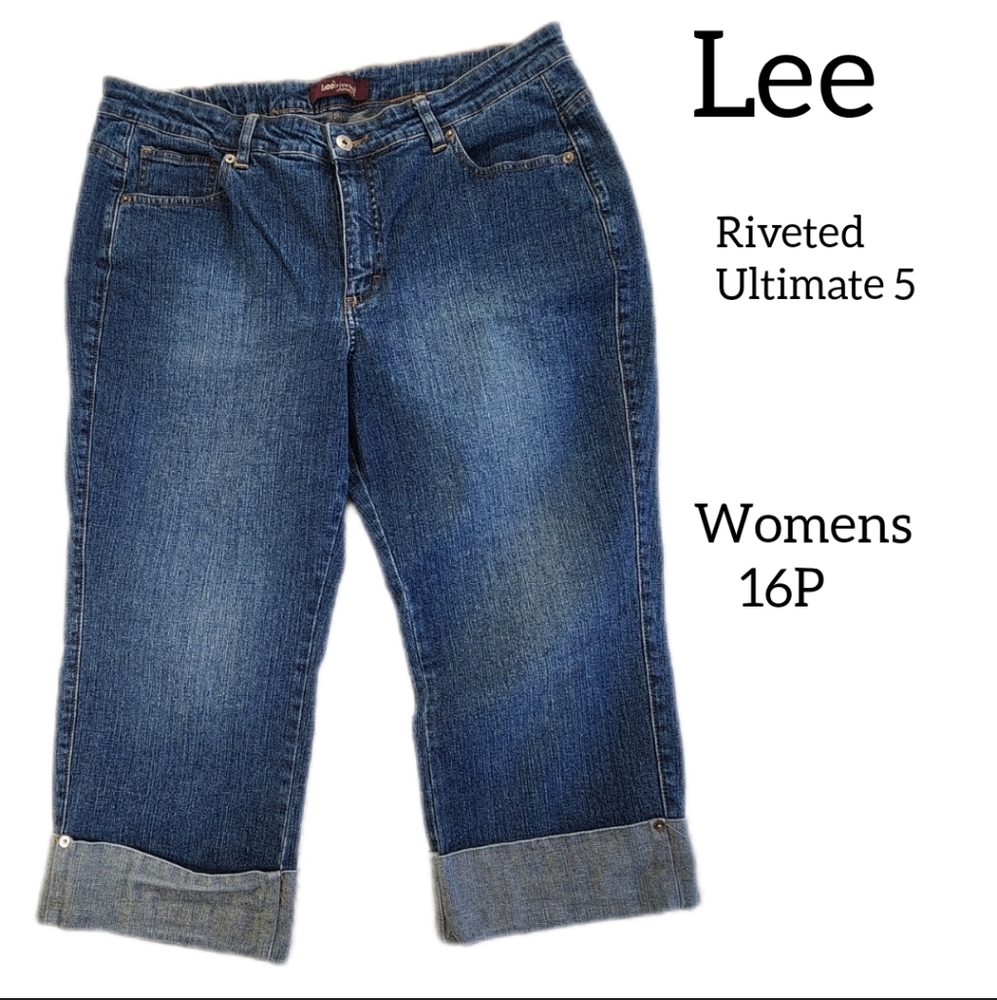 LEE RIVETED ULTIMATE 5 WOMENS CROP JEANS SIZE 16 PETITE WASHED DENIM